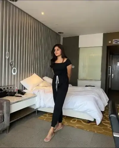Call Girls Service in Jamboni